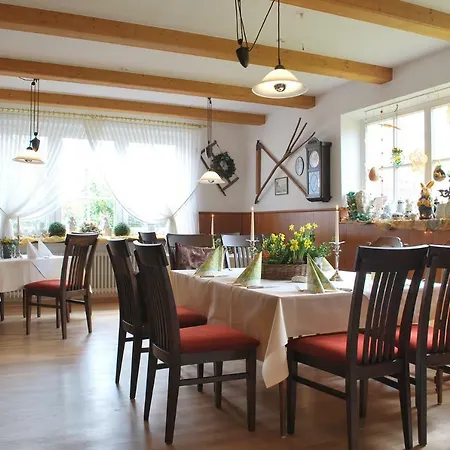 Landgasthaus Eichenkrug بيت ريفي
