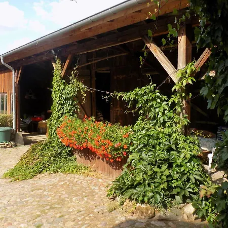 Landgasthaus Eichenkrug * اميلينغاوسين