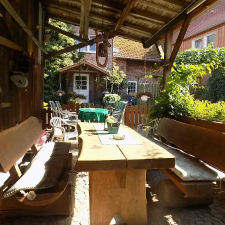 Landgasthaus Eichenkrug بيت ريفي اميلينغاوسين